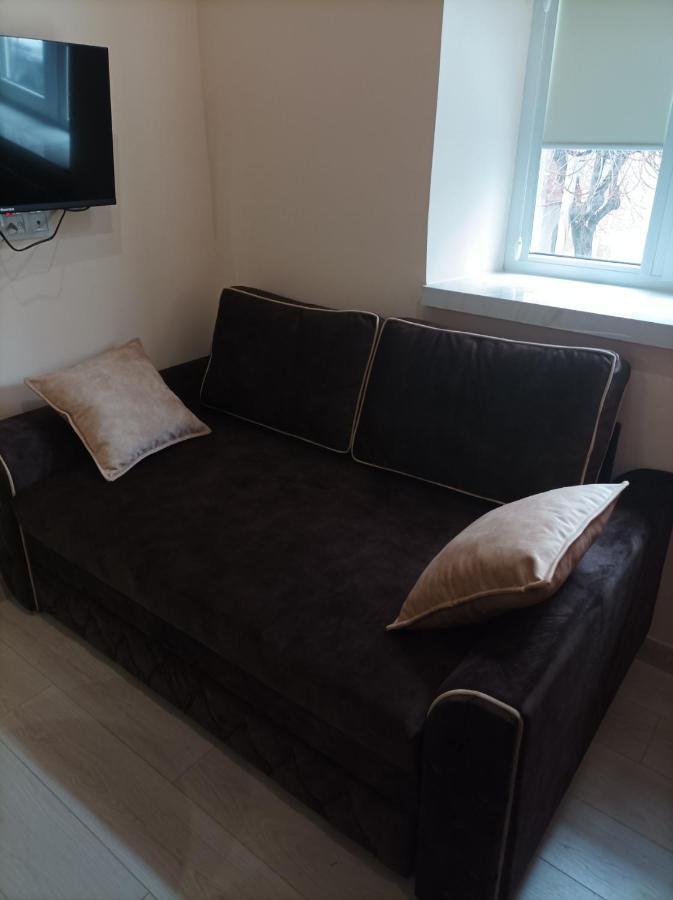 Chorni Vivtsy Appartement Tsjernivsi Buitenkant foto